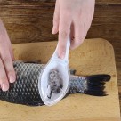 Limpador de Peixe Tira Escamas Pratico 15cm